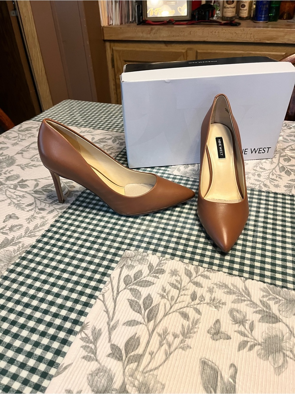 Nine West Tan Pointed-Toe Leather Pumps - Picture 3 of 3